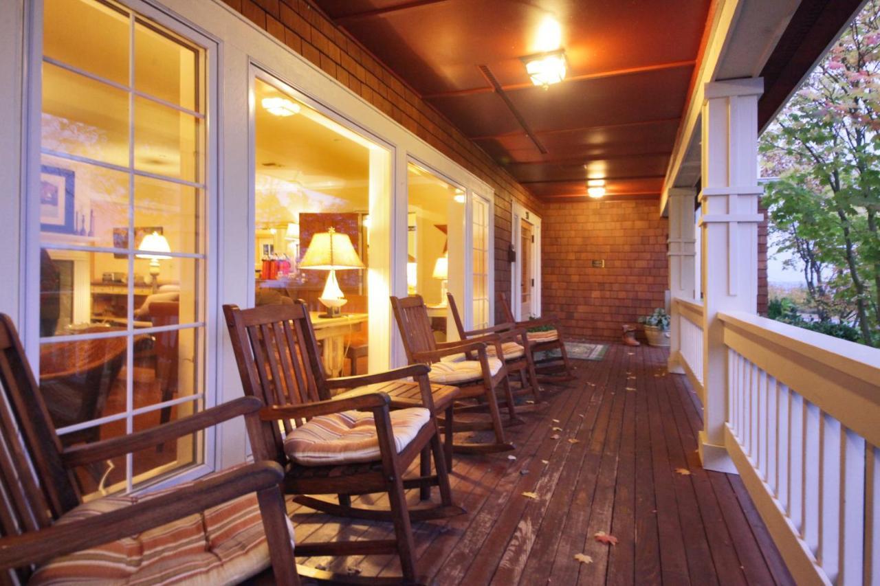 Saratoga Inn Langley Exteriér fotografie