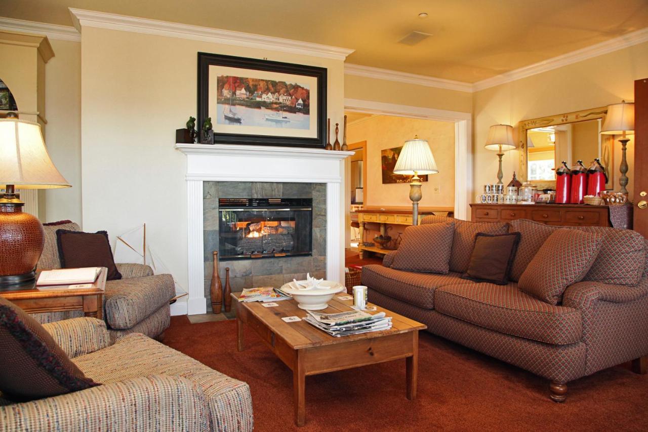 Saratoga Inn Langley Exteriér fotografie