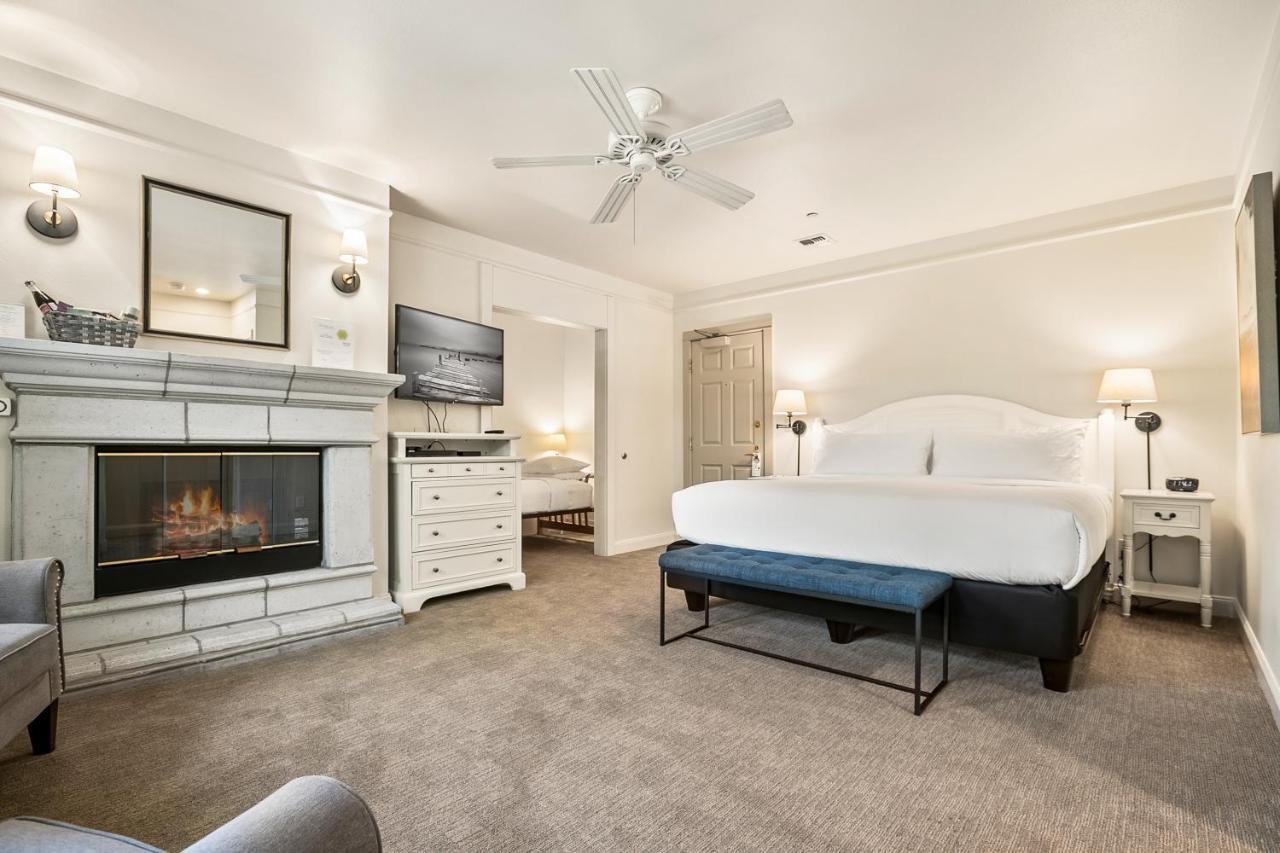 Saratoga Inn Langley Exteriér fotografie