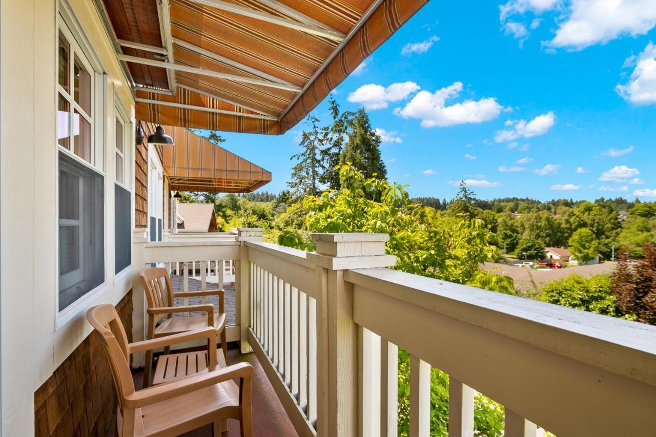 Saratoga Inn Langley Exteriér fotografie