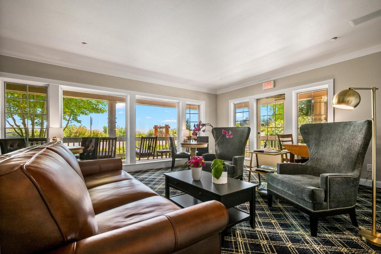 Saratoga Inn Langley Exteriér fotografie