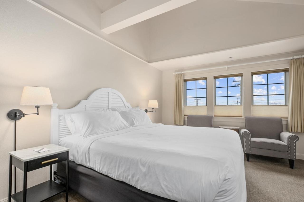 Saratoga Inn Langley Exteriér fotografie